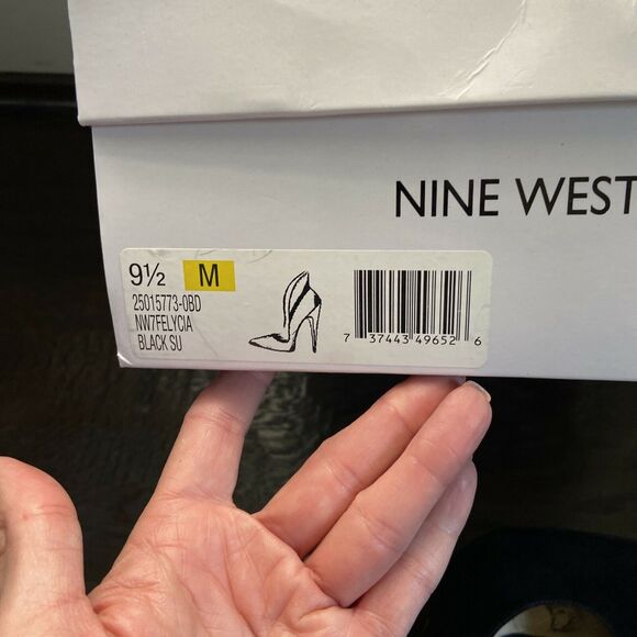 Nine West Women's Felycia Black Suede Pointed Toe Heel Zipper Detail 9.5 - Picture 6 of 9